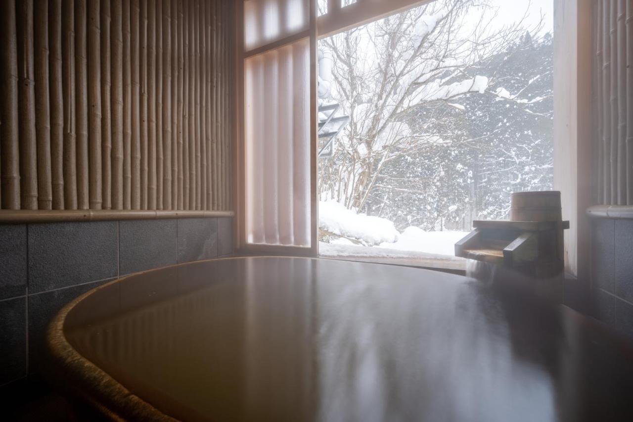Yukemuri No Yado Inazumi Onsen Yuzawa  Extérieur photo