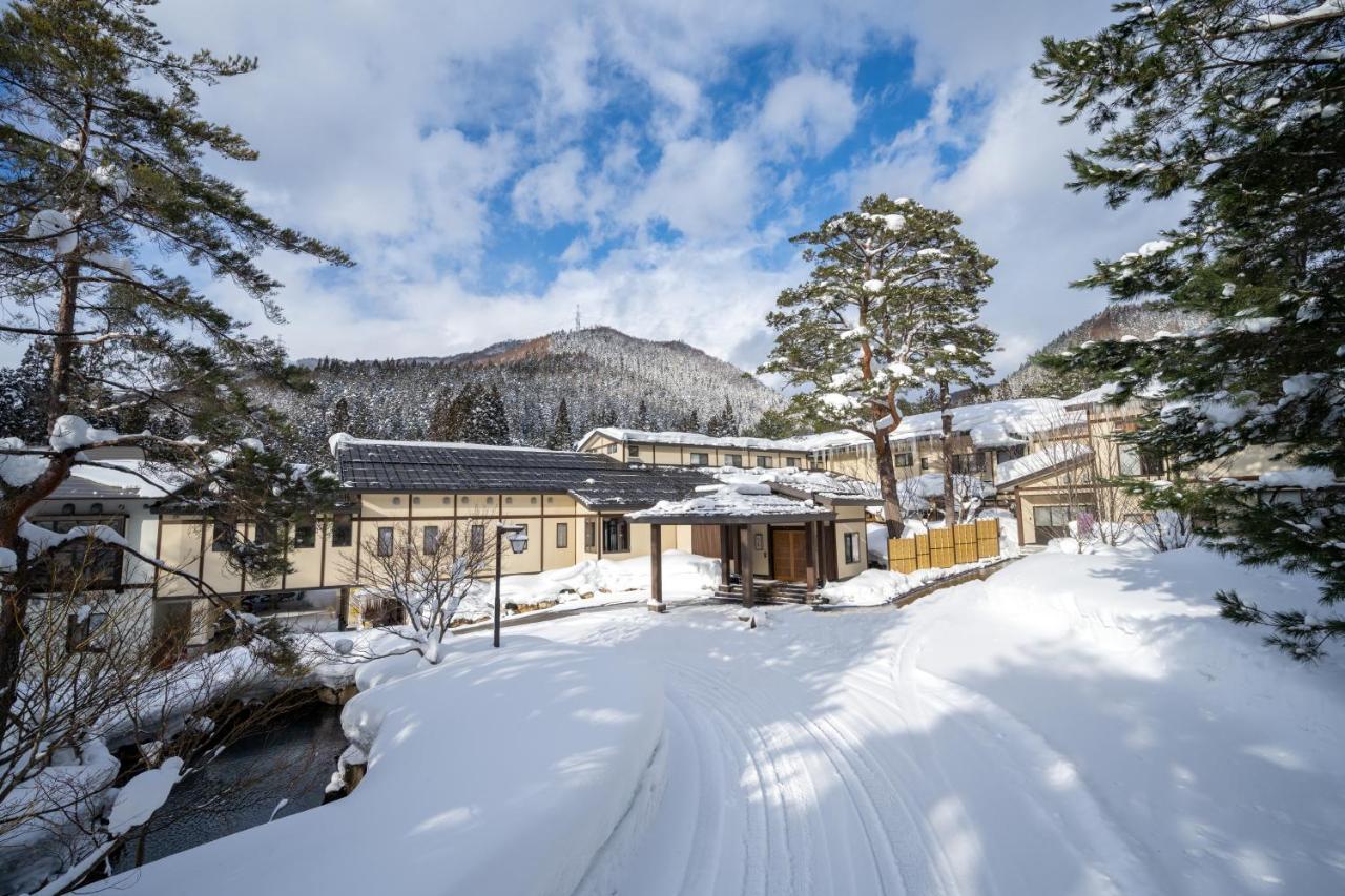 Yukemuri No Yado Inazumi Onsen Yuzawa  Extérieur photo